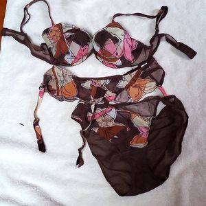 Barbara Bra, Garter Belt, Brief